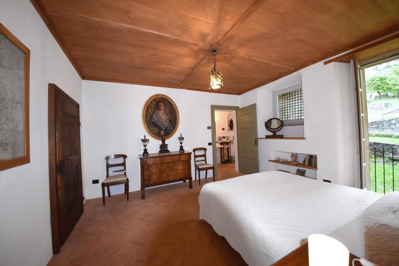 Villa Piano Nobile Al Roseto Del Drago San Bernardo  Exterior foto